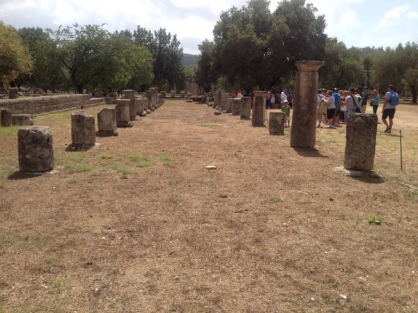 ギリシャ・アテネ「エーゲ海・アドリア海クルーズ」の写真：オリンピア
アテネ
サントリーニ
コルフ