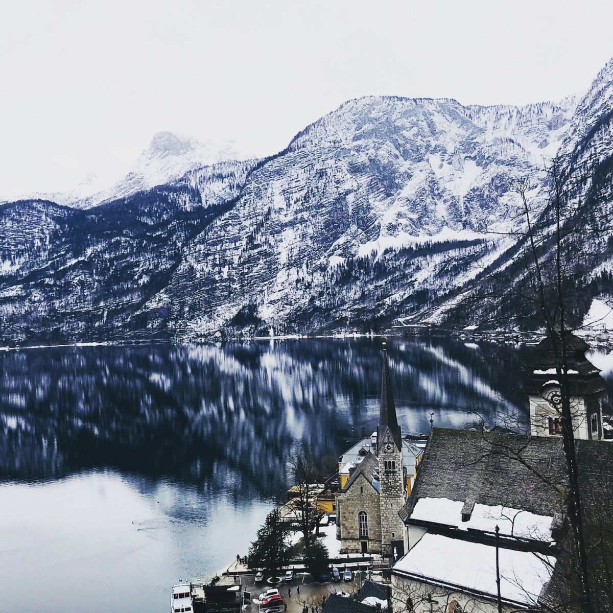 ウィーンでのオペラ座は圧巻だった✨✨
中も観光もできて嬉しかった♥
観光で...