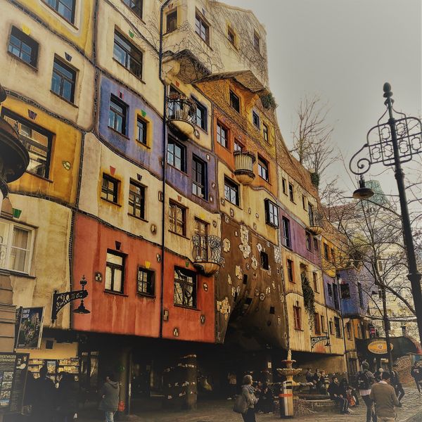 オーストリア・Wien「Wien」の写真：1枚目　Hundertwasserhau...