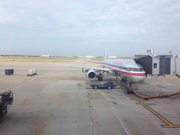 サンマルタン (オランダ領)・マホビーチ「1st航空ファンの聖地　セントマーチン1人旅」の写真：DFW-MIA
AA1428