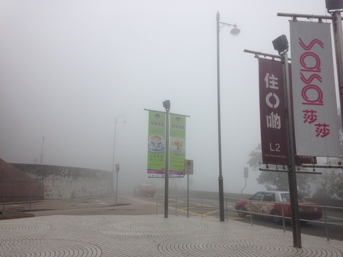 ヴィクトリアピーク
なんも見えん。。。