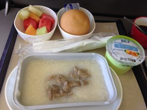 CX548　HKG-HND
B-HUB B744