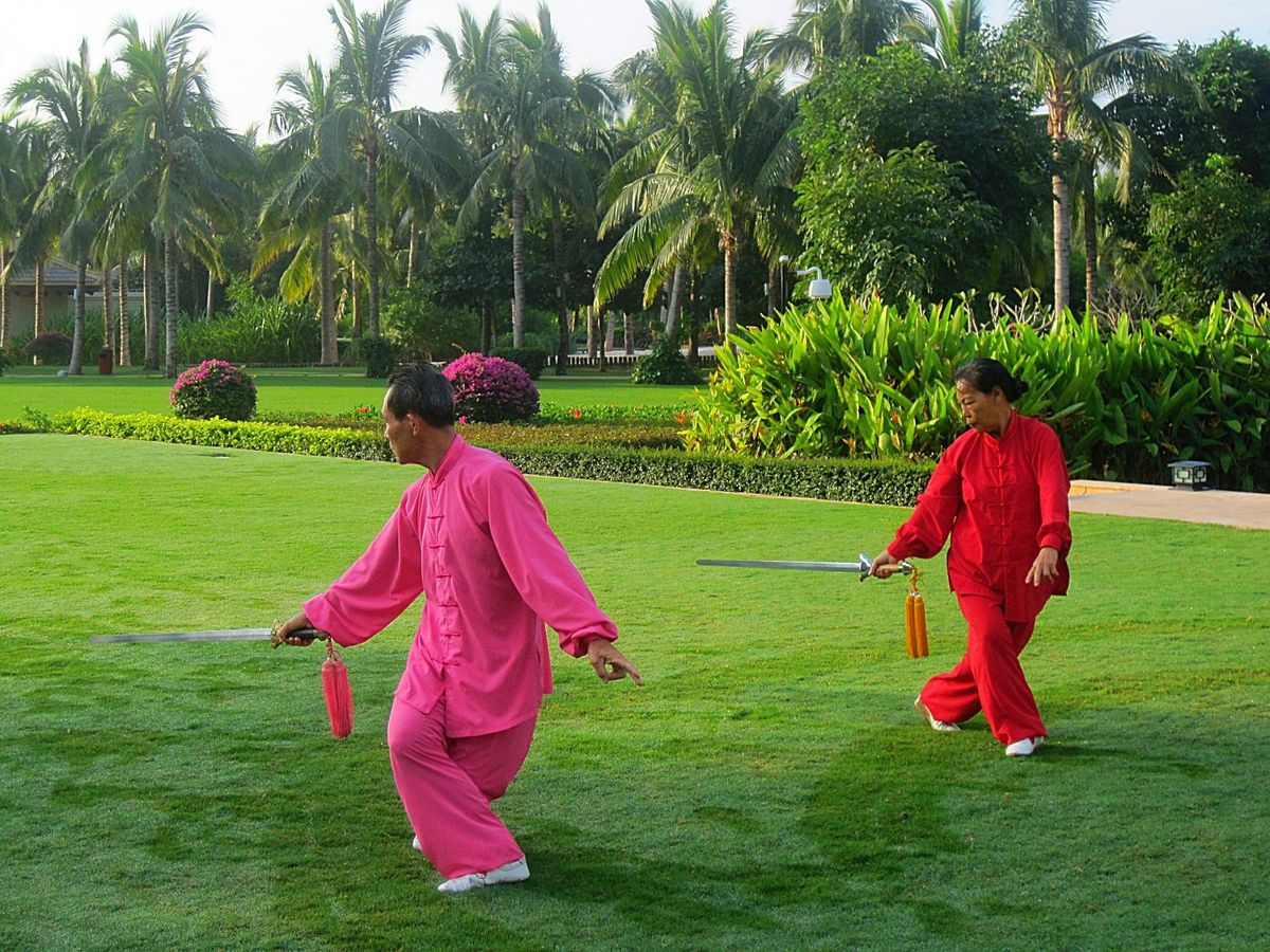 当時、三亜のビーチには大手高級ホテルの建設が進み、どんどんホテルが増えてい...