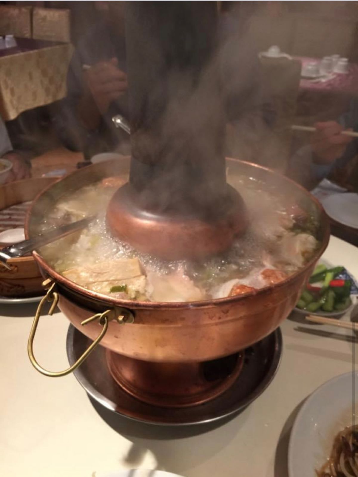 2014.12.09
チェンさん達と19時に
MRT red line--...