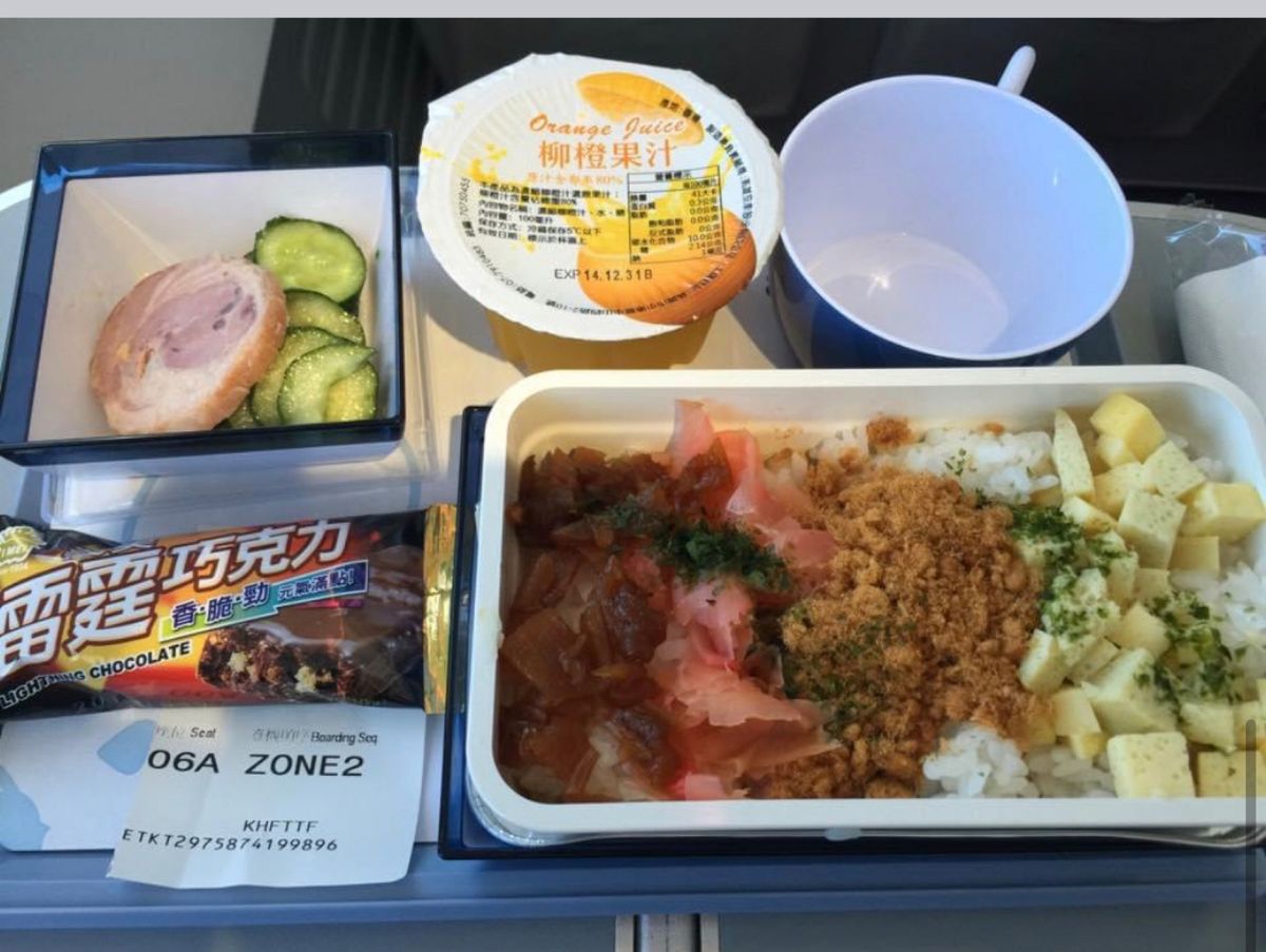 2014.12.10
桃園空港の地下2階小籠包 うま〜い
180元=810...