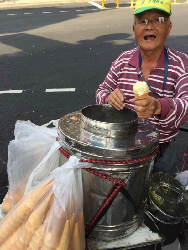台湾・台北「12月:台湾新幹線の旅」の写真：2014.12.07
あちィ☀️ だり〜...