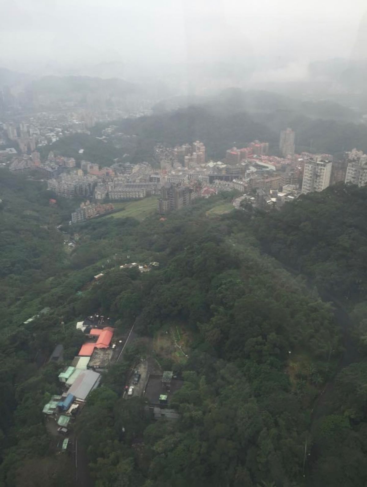 2014.12.10
出国は2時です。
よしよし、まだ時間はある。

午前...