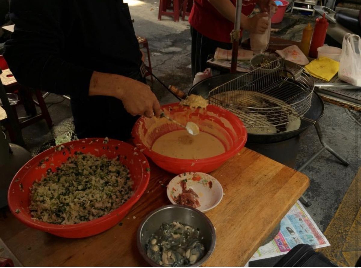2014.12.07

三鳳宮寺の裏路地に
人、バイクがどんどんすいこまれ...
