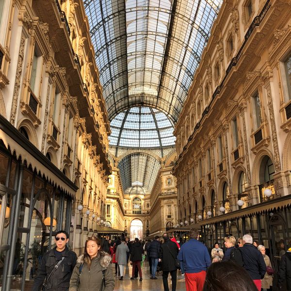 イタリア・ミラノ「イタリア・ミラノ/Milan Italy」の写真：イタリアの初代国王ヴィットーリオ・エマヌ...