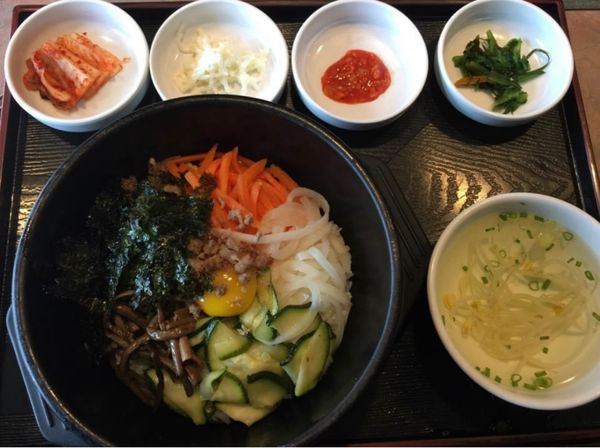 大韓民国 (韓国)・明洞「11月:ソウル帰り:韓国」の写真：2014.11.23
村で親切なタクシー...