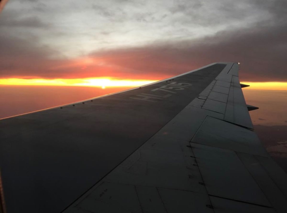 2014.11.23
村で親切なタクシー運転手と出会い
ビビンバ屋へ案内さ...