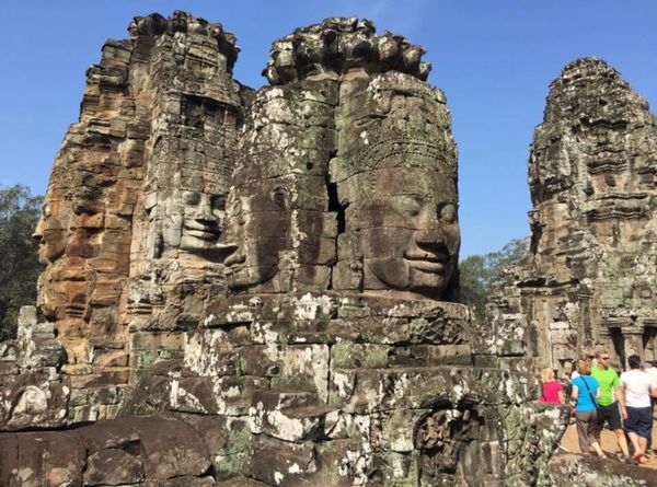 カンボジア・アンコールワット「11月アンコールワット:シュリムアップ」の写真：2014.11.20
アンコールトムの中...