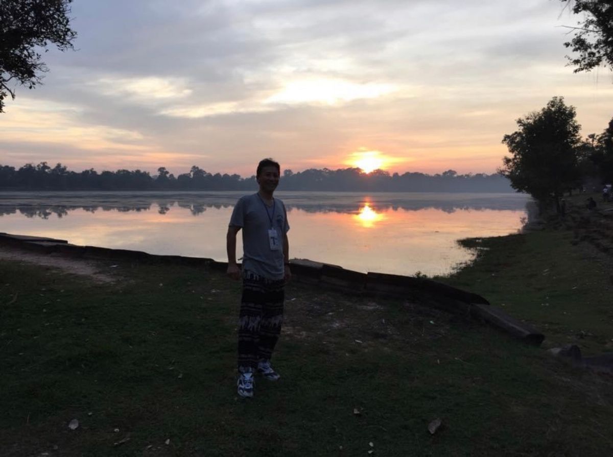 2014.11.21
スラスラン貯蔵池で夕焼け

もうこのとき、ズボンの股...