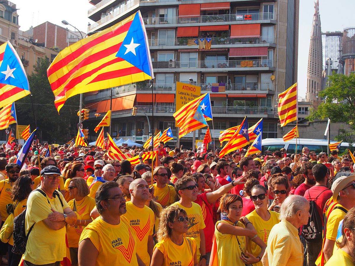 カタルーニャ 国民の日の独立要求デモ
9月11日にバルセロナの街に繰り出す...