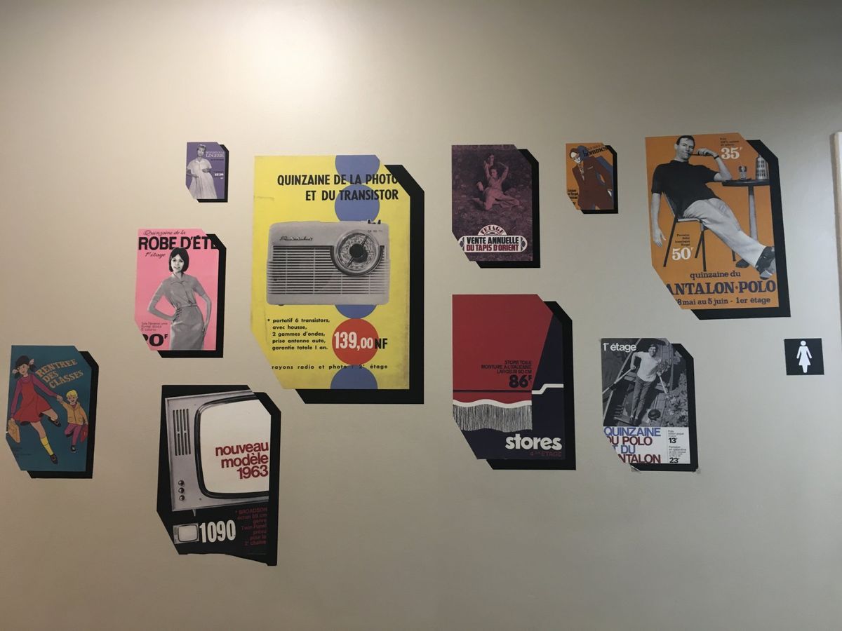 お昼ご飯を適当に済ませ、午後は買い物へ！
古着屋さんのキロショップであった...