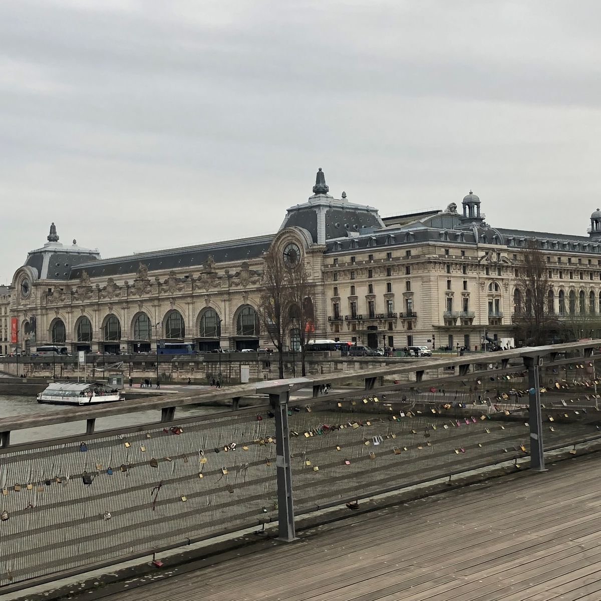 午後になるとだんだん曇りに、、、☁️
お天気の変わりやすさが凄い！
*
曇...