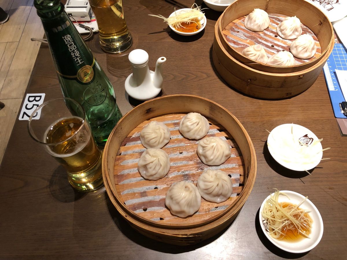 地下鉄に乗って豫園へ
この日は曇ってたので
豫園は最終日に賭けることにして...