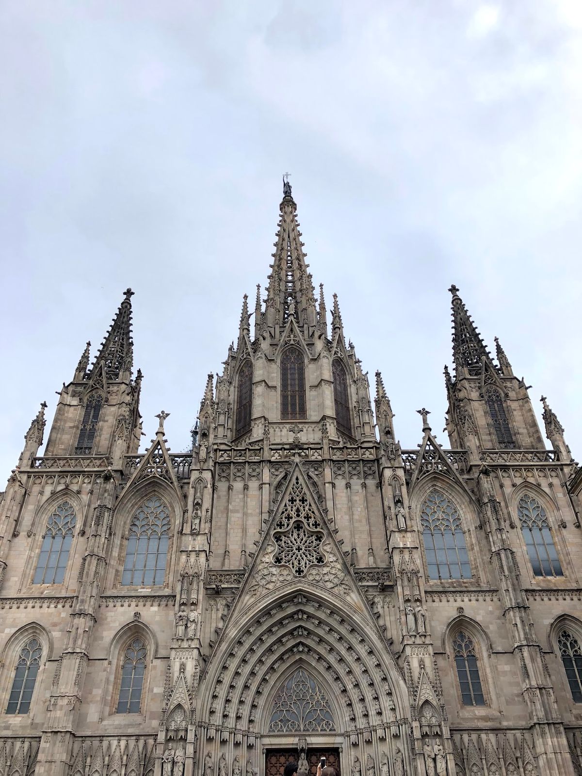 カタルーニャ大聖堂は必ず訪れる

コロナ禍でも必ず立ち直ると信じています
