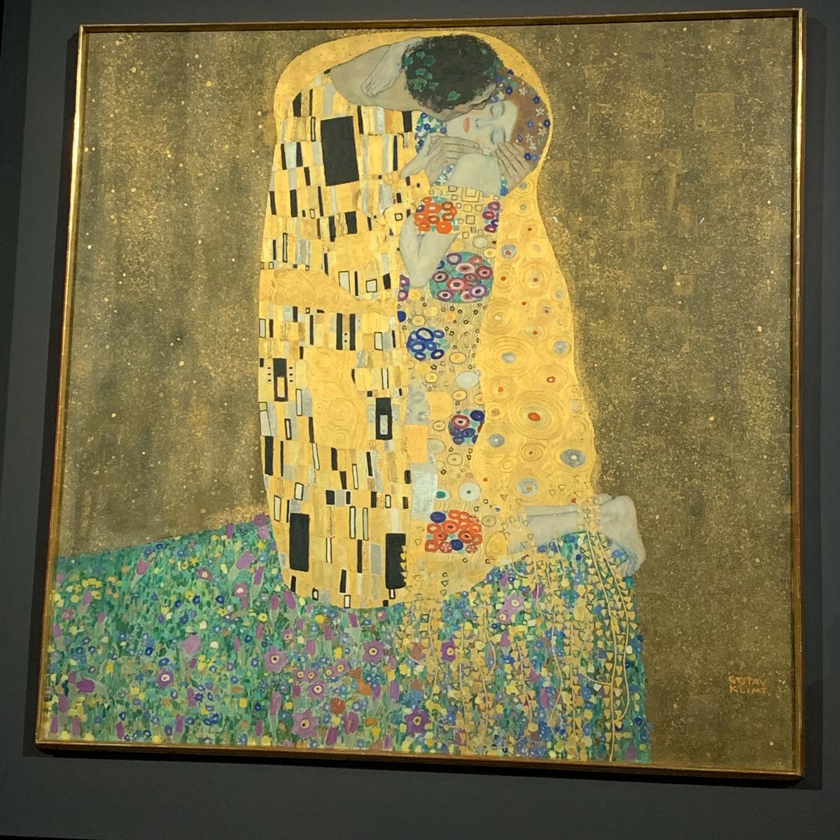 夜のシュテファン寺院と内部。そして、ヴェルベデーレ宮殿とクリムトの接吻