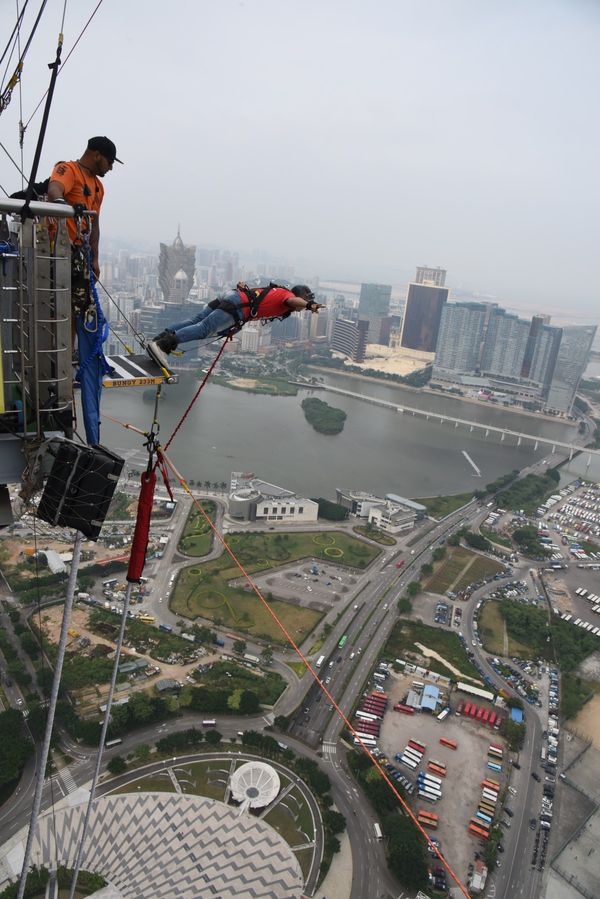 「マカオタワー　バンジージャンプ」の写真：最高のストレス発散でした！
スカイツリー...