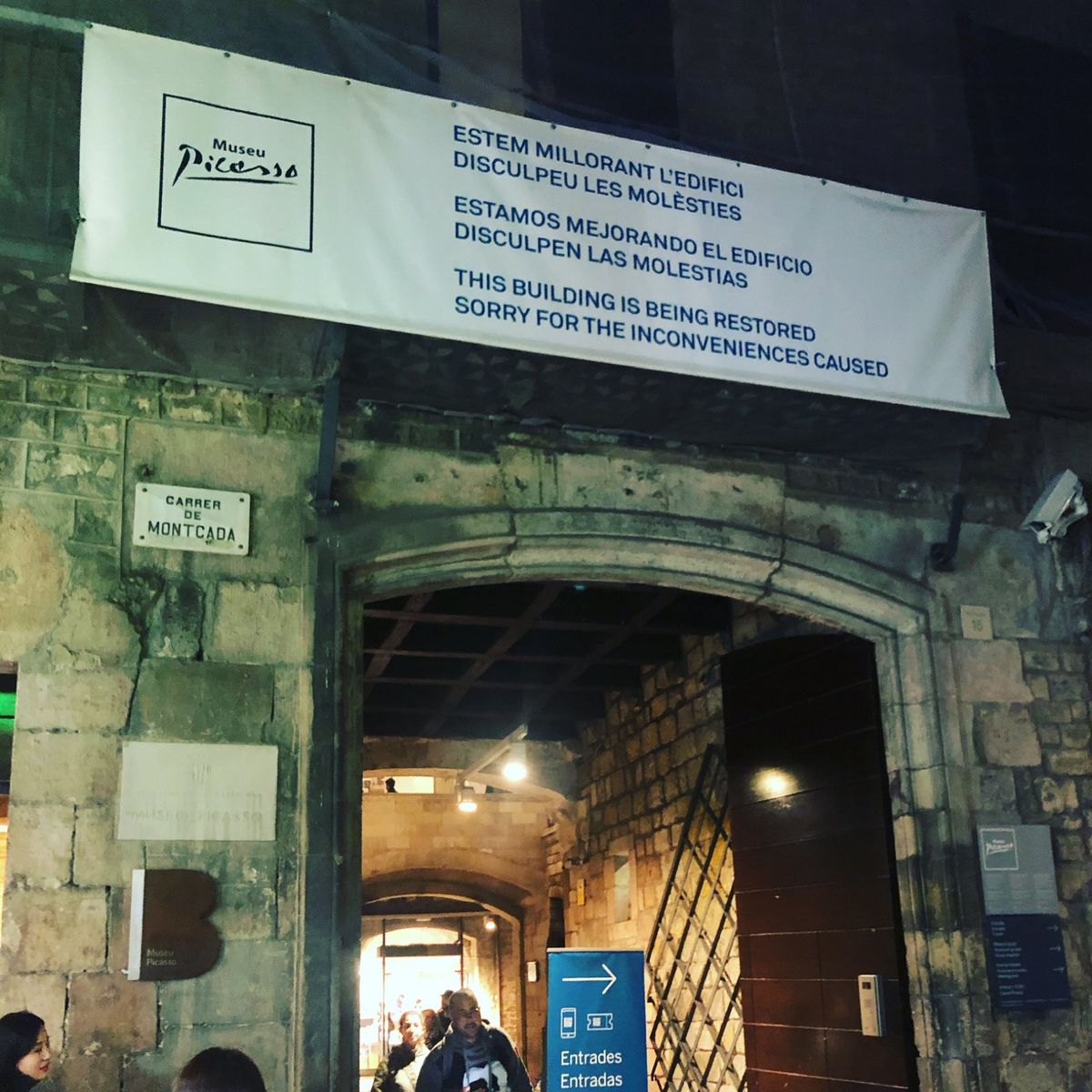 2019年スペイン芸術の旅　2日目。
ピカソ美術館。ジャクリーヌの絵好...