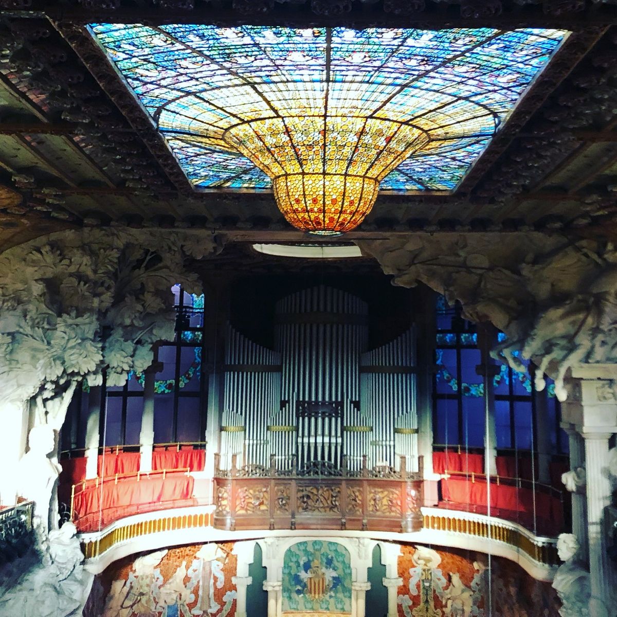 2019年スペイン芸術の旅　2日目。
モンタネール建築でいちばん好き...