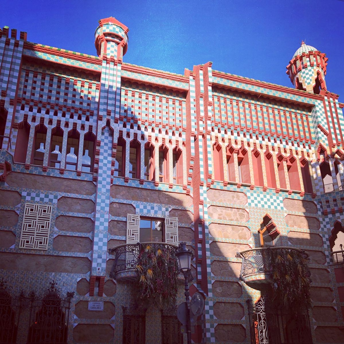 2019年スペイン芸術の旅　3日目
カサ・ビセンス。ガウディ初期の作...