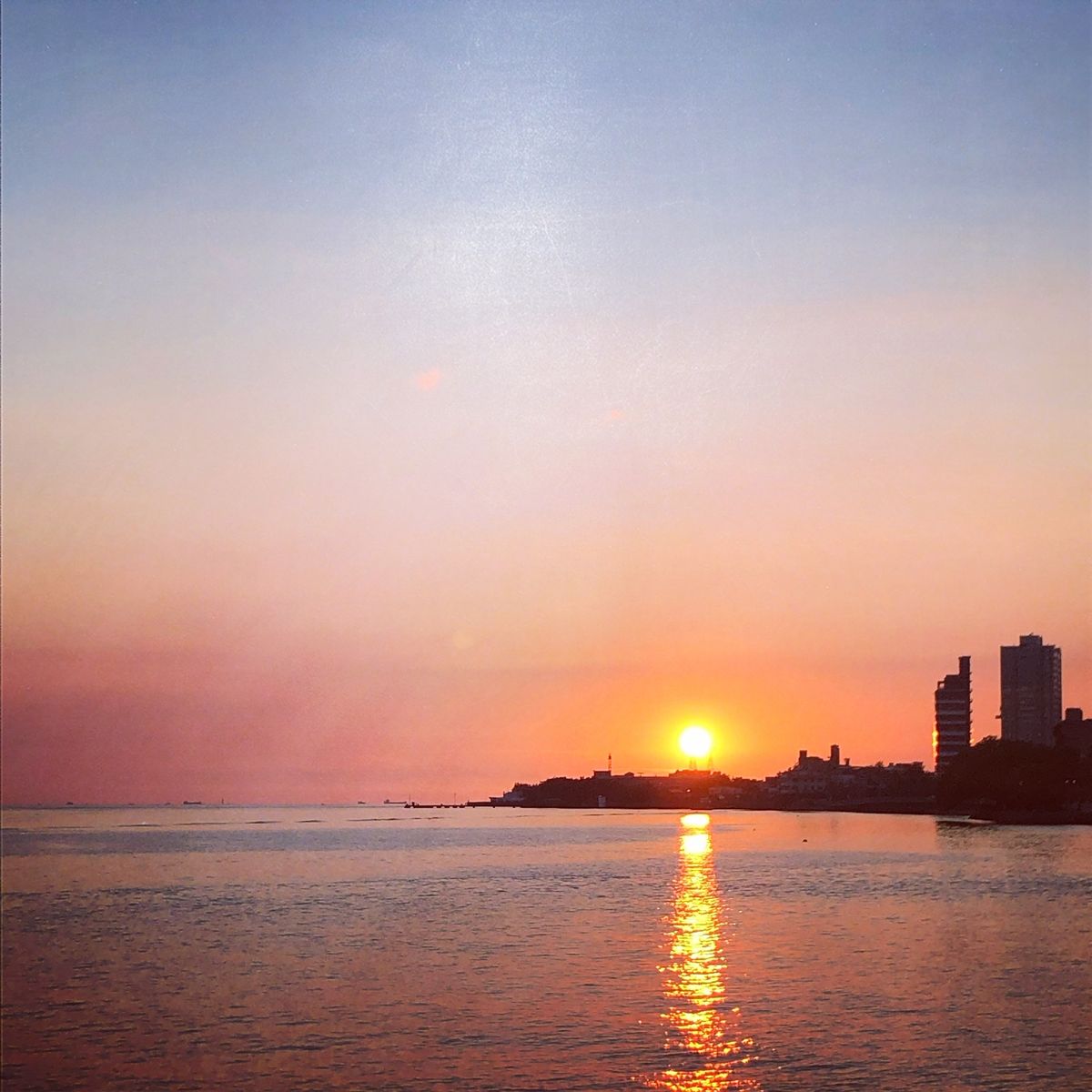 2019年台湾🇹🇼淡水。
台湾のベニスと言われているらしい。サンセットを...