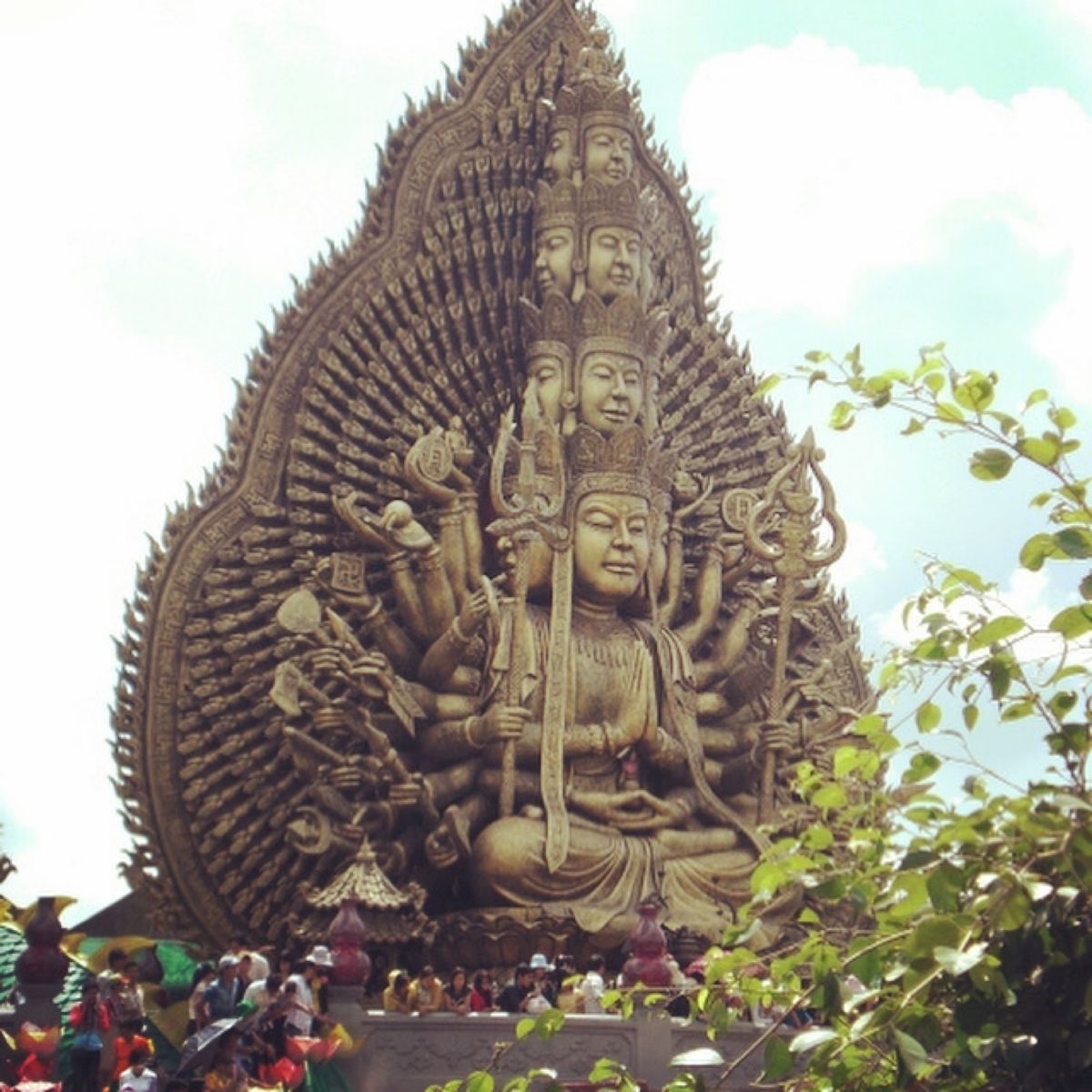 2012年ベトナム🇻🇳ホーチミン。
スイティエンパーク。ベトナムの神...