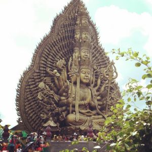 2012年ベトナム🇻🇳ホーチミン。
スイティエンパーク。ベトナムの神...