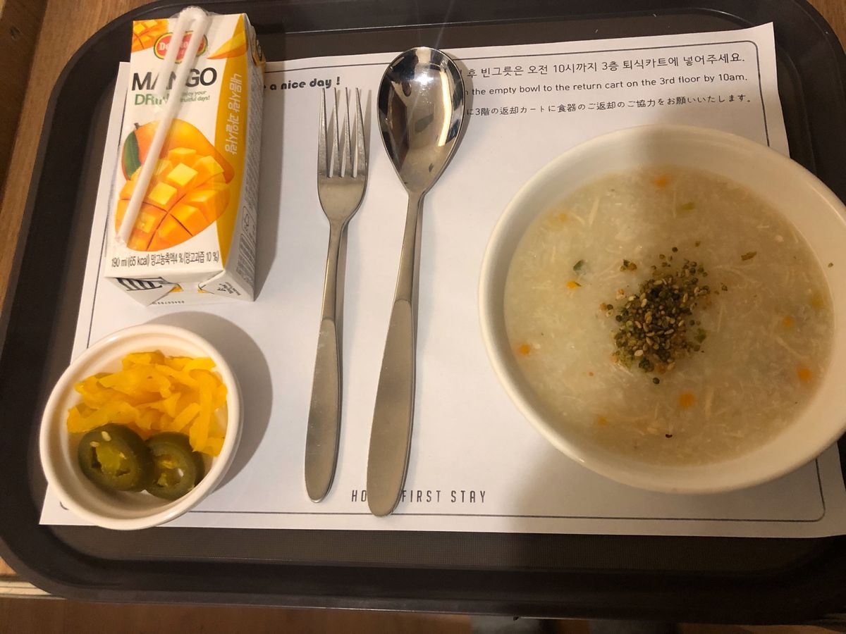 ホテルの周辺。
ホテルの朝ごはんも美味しかったー！！
部屋まで持って来てく...