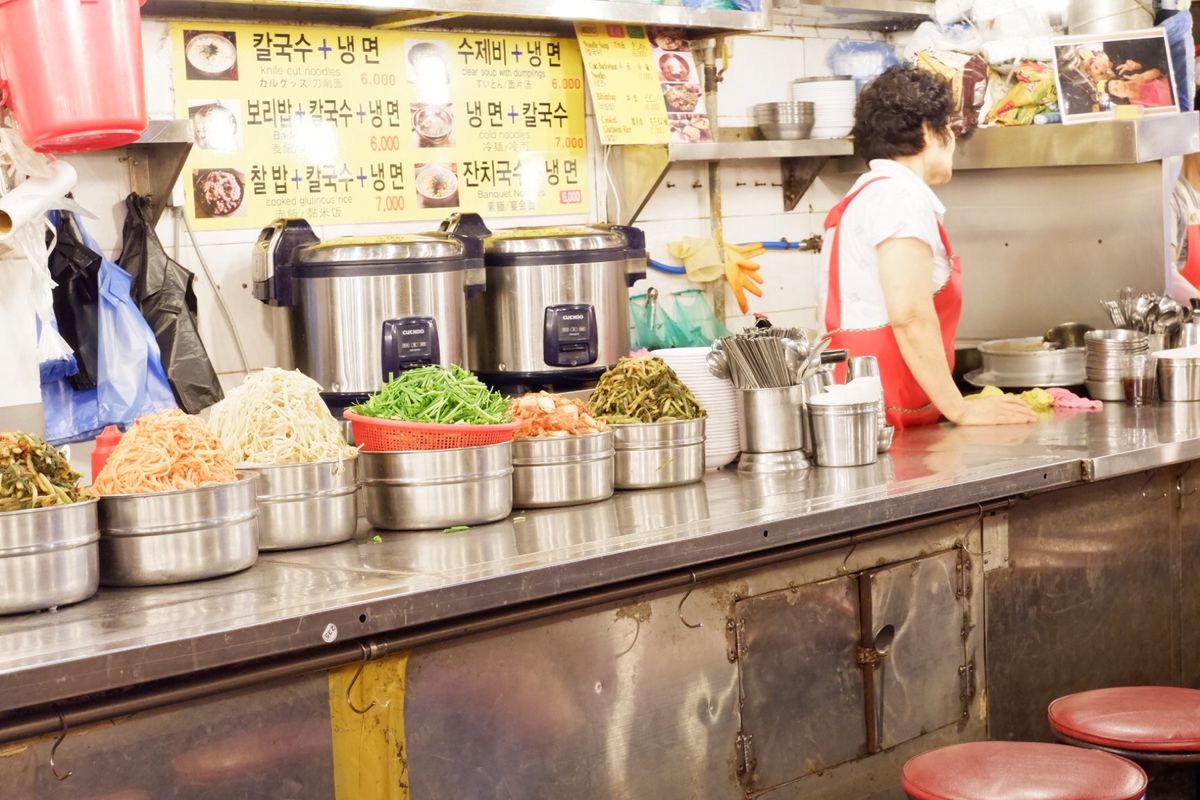 カルグクス横丁
ローカル感がたまりません！！
このボリュームで600円て安...