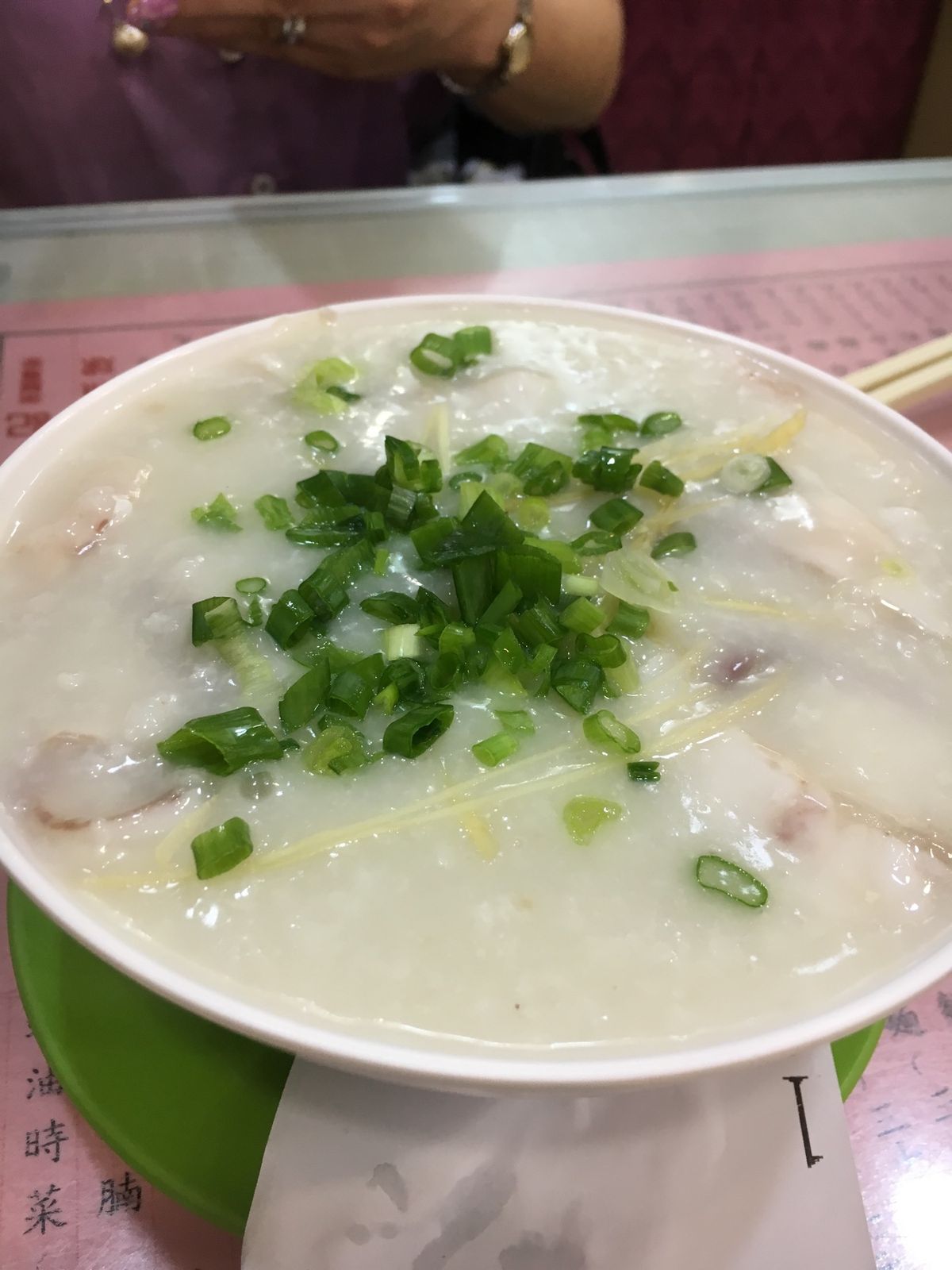 朝粥美味しいかった！
海老ワンタン麺もう一度食べたい！
マンゴージュース濃厚🥤