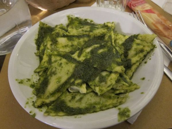 イタリア・ジェノバ「地中海クルーズの旅　ジェノバ」の写真：ジェノバで食べたもの