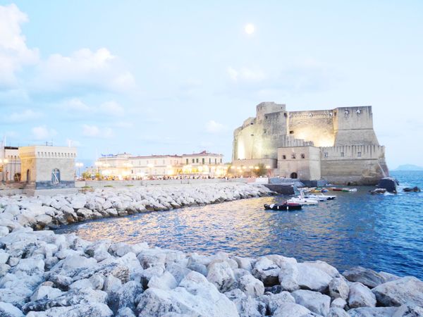 イタリア・ナポリ「イタリア旅行」の写真：ナポリの夜景めっちゃキレイ。このエリアは...