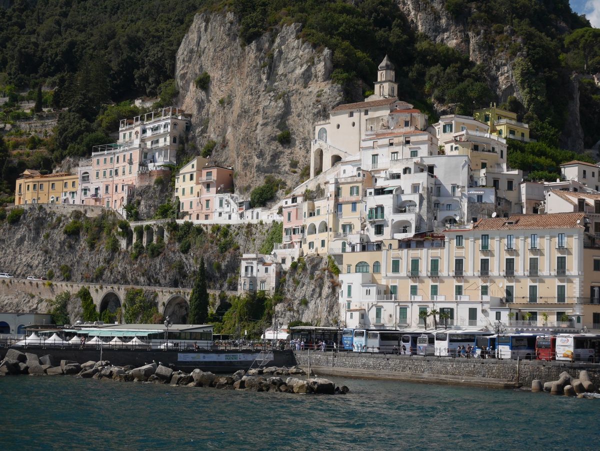 世界遺産のアマルフィ海岸。どこを切り取っても素晴らしいし感動しました。海も...