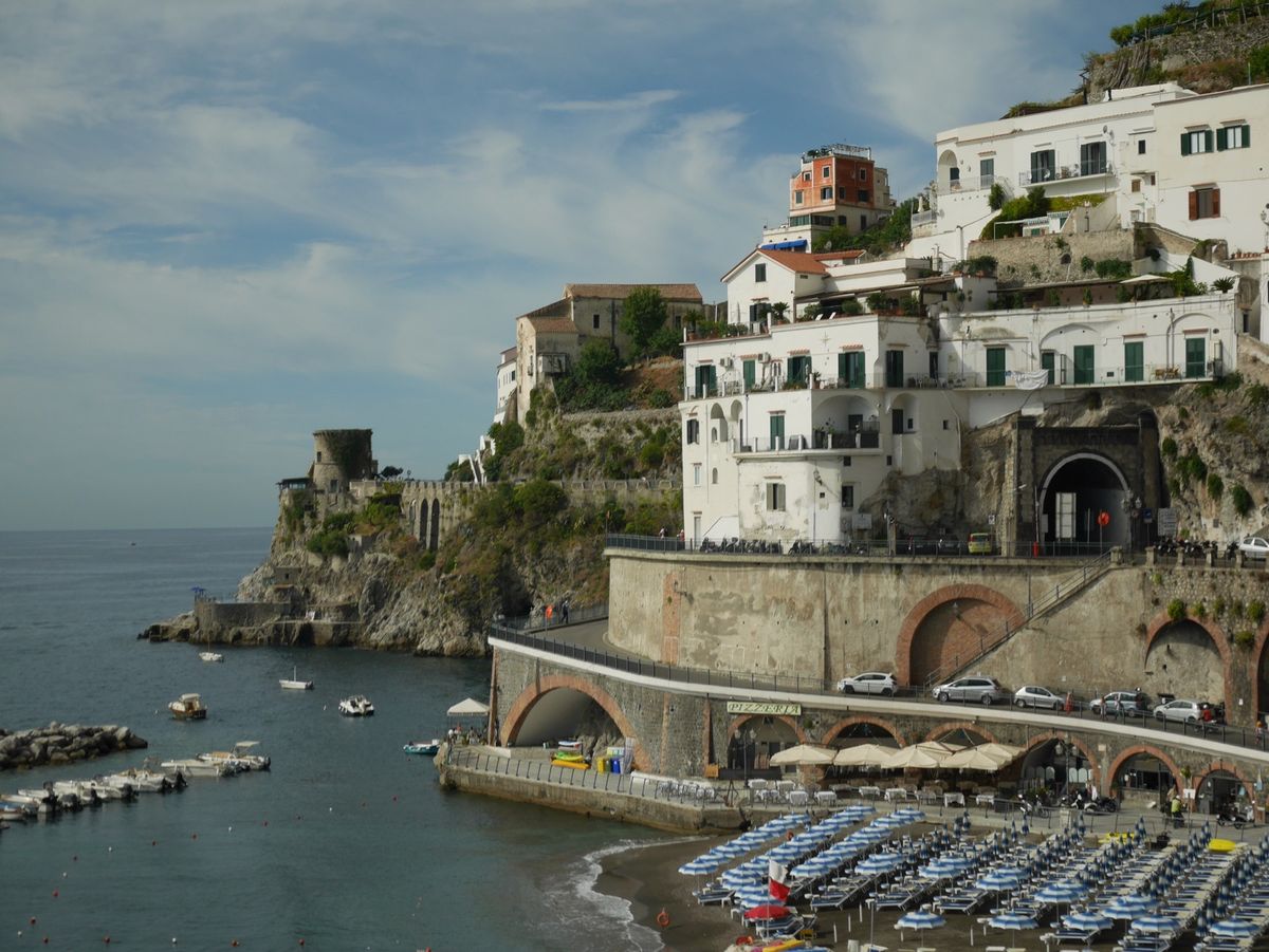 世界遺産のアマルフィ海岸。どこを切り取っても素晴らしいし感動しました。海も...