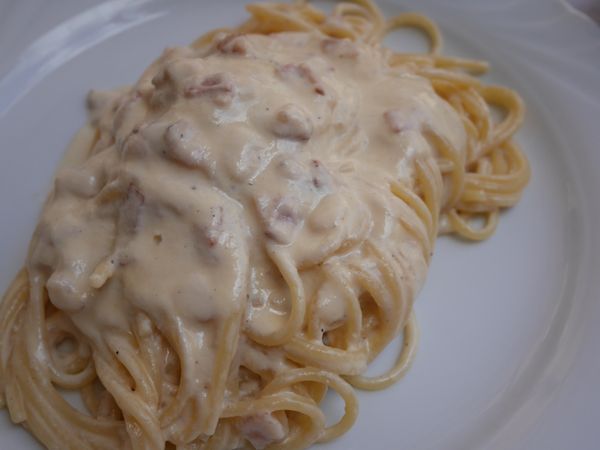 イタリア・イタリア「イタリア旅行」の写真：1枚目カルボナーラ、2枚目ペペロンチーノ...