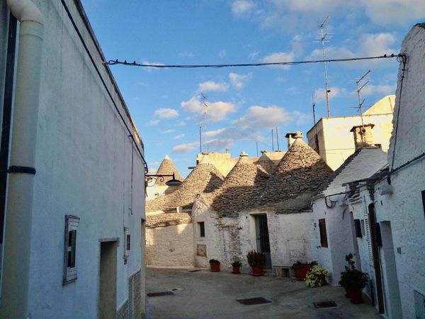 イタリア・ナポリ「南イタリア🇮🇹」の写真：trullo Alberobello