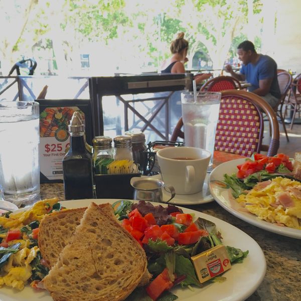 アメリカ(米国)・ロサンゼルス「LA-bffとの時間💗」の写真：朝食🌞