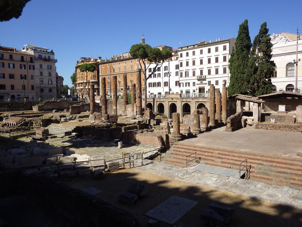 《ローマ》
フィウミチーノ空港/サン・ルイジ・ディ・フランチェージ教会/...