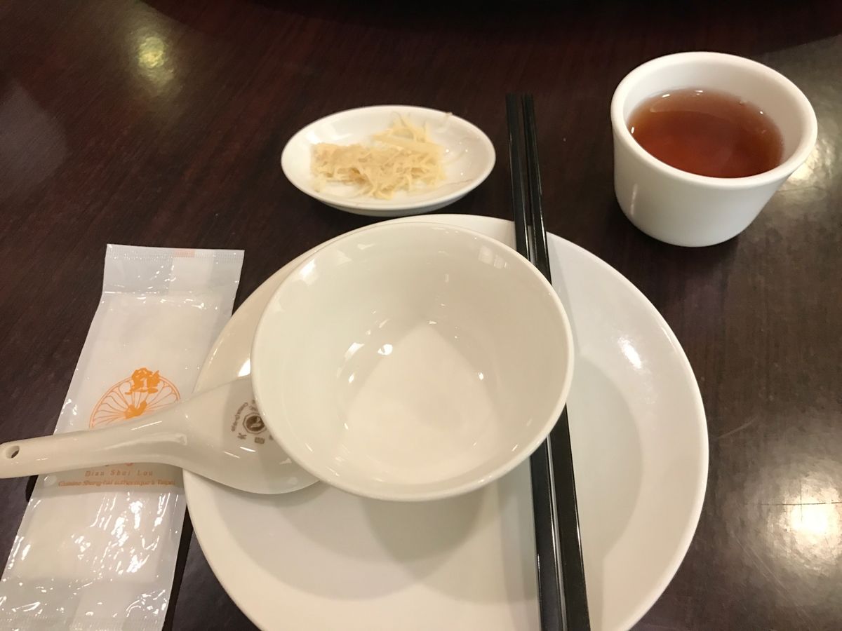 飲茶の専門店でランチ
