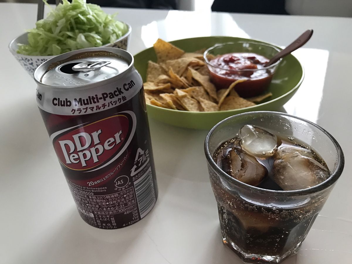 友達と一緒にホームパーティ