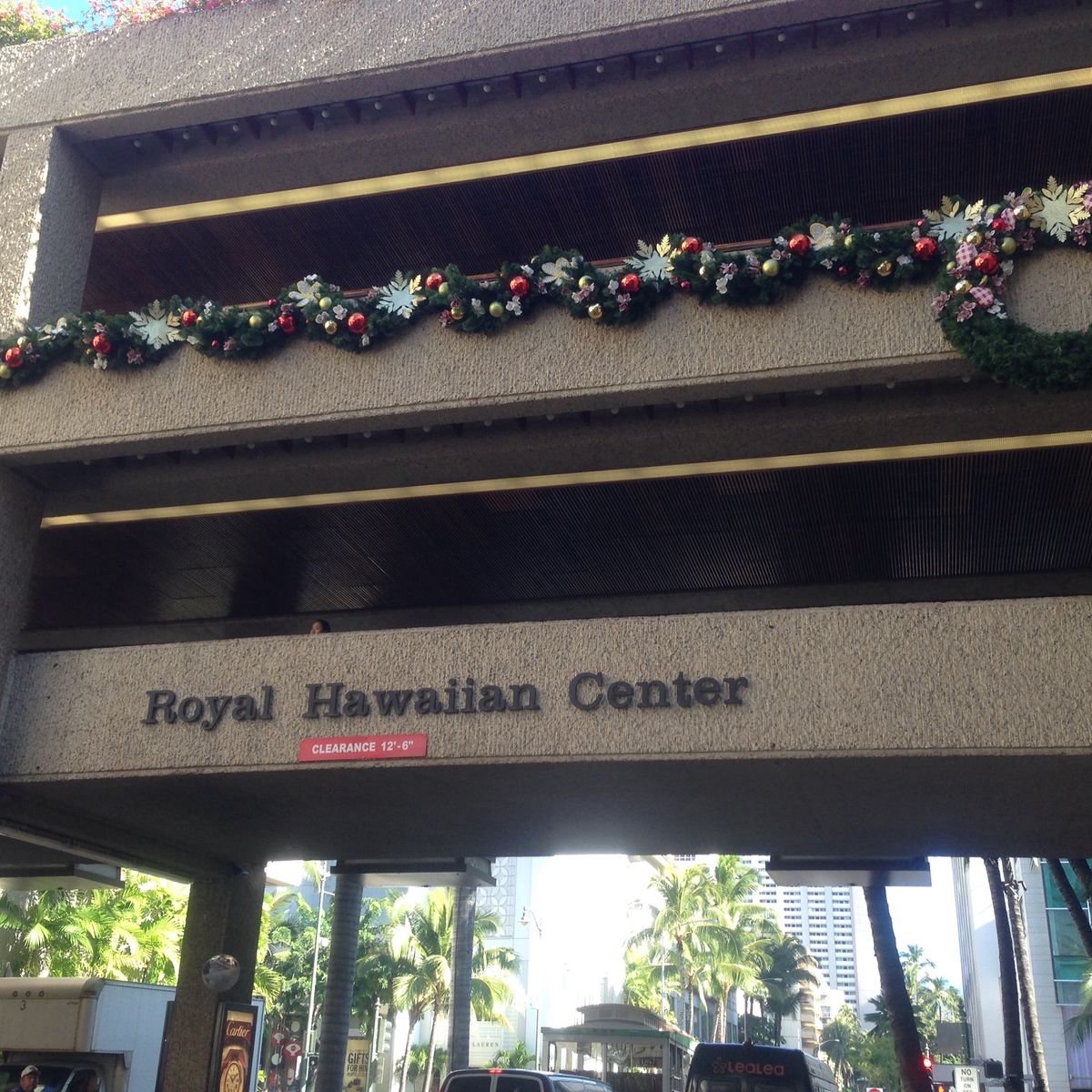 ロイヤルハワイアンセンター