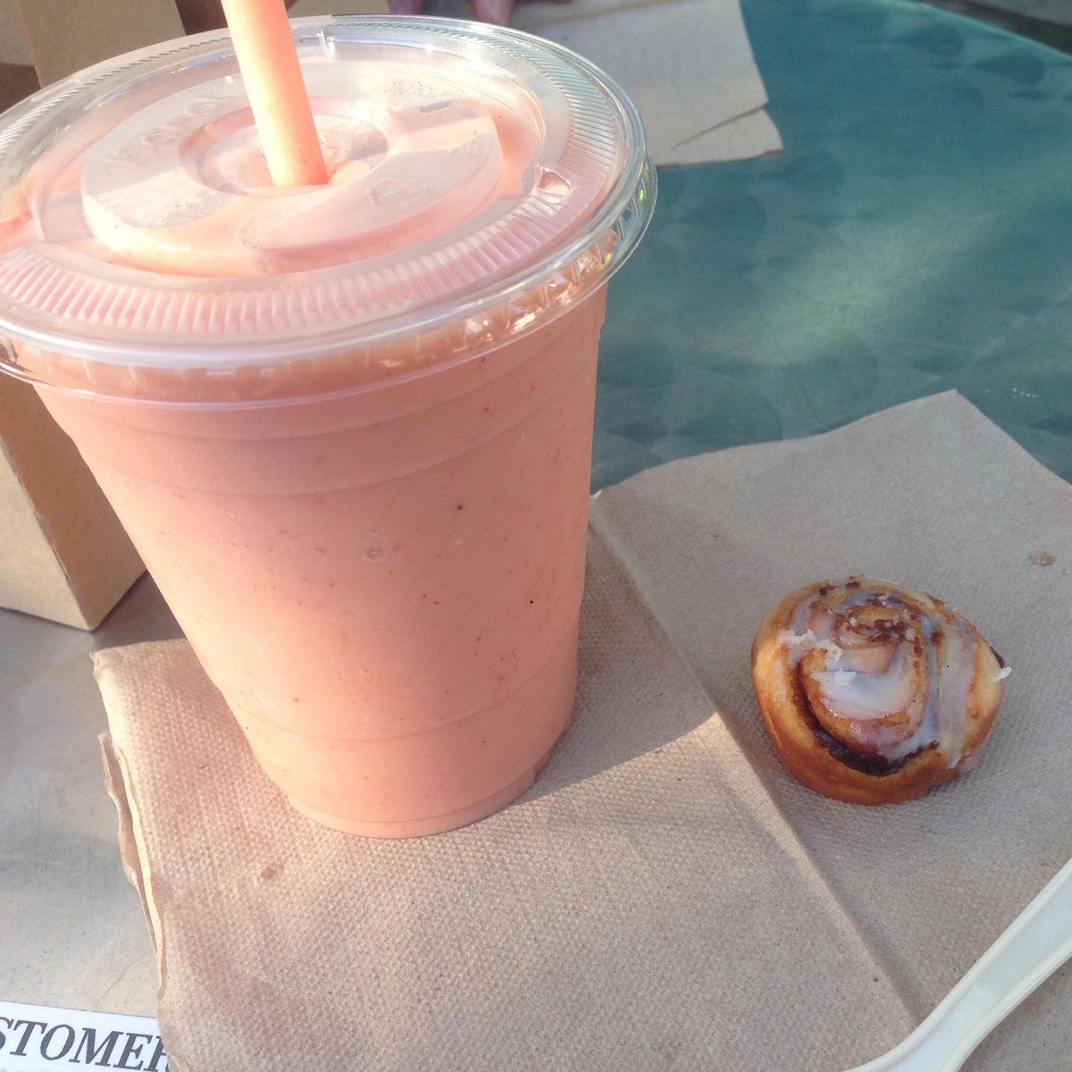 ゴリラカフェで休憩