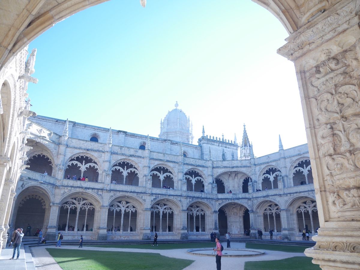 ジェロニモス修道院。なんかハリーポッターのホグワーツみたい。