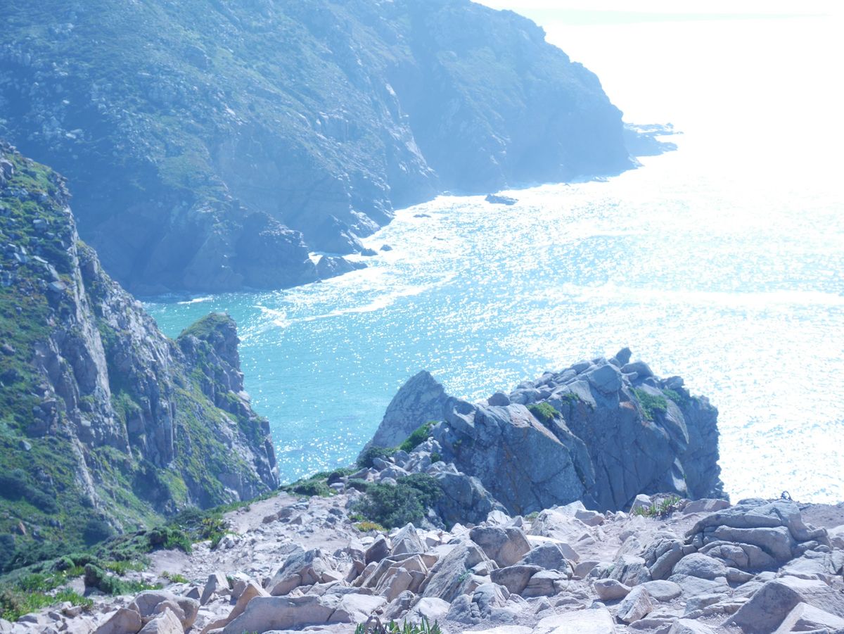 ロカ岬。ここで地終わり海はじまる。行くの大変だったけど天気良かったし気持ち...
