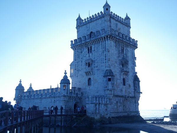ポルトガル・リスボン「ポルトガル旅行」の写真：ベレンの塔とリスボンの街並み