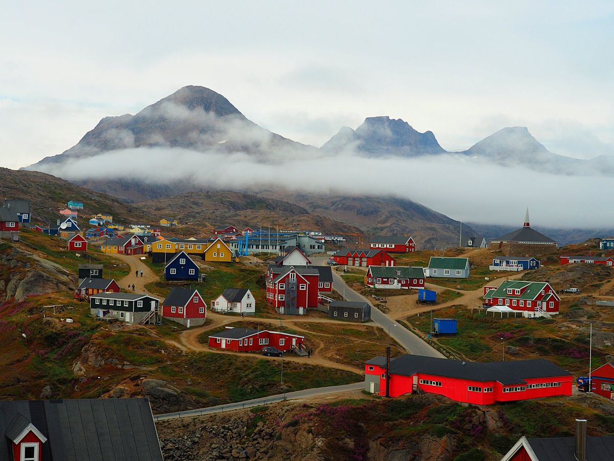 タシーラクの町を探索
タシーラクはグリーンランド東岸最大の町、と言っても人...
