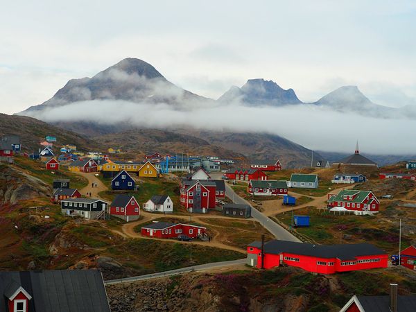 グリーンランド・グリーンランド「グリーンランド　流氷とオーロラの待つ圧巻の大自然へ」の写真：タシーラクの町を探索
タシーラクはグリー...